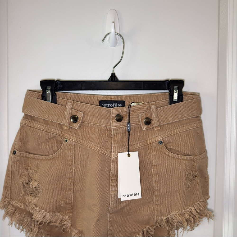 Retrofete Tessa Shorts in Camel - Picture 5 of 12